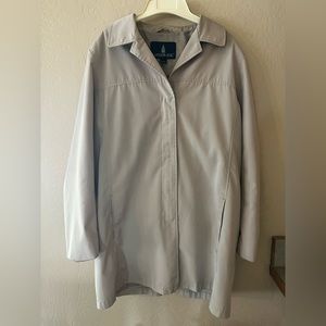 London Fog Trench Coat Women’s Size Large Beige Knee Length